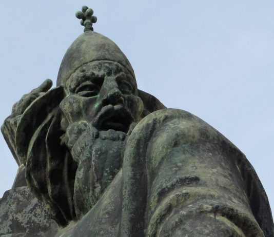 Meštrovićev Grgur Ninski u Varaždinu: Prva inačica ninskog biskupa postavljena prije skoro 90 godina