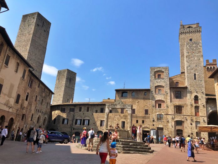 Srednjovjekovni neboderi: Tornjevi u dalmatinskim gradovima