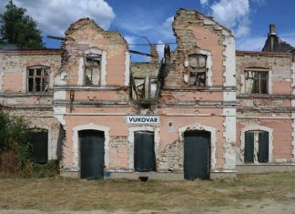 RANE DEVEDESETIH: Heroji Vukovara – dokumentarna serija