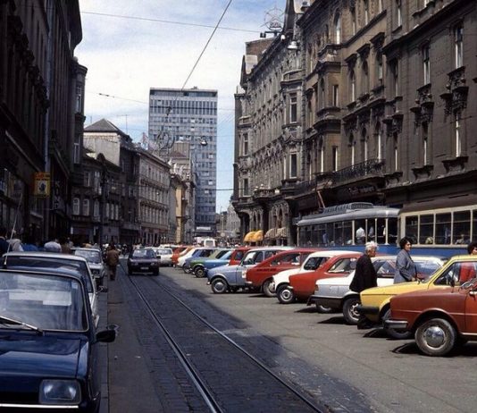 Fenomen promjena naziva javnih prostora i arhitekture u Zagrebu, Bukureštu i Berlinu – socijalizam i postsocijalizam